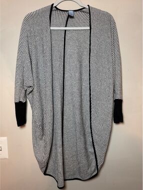 Pink Melo Women's Black and White Open Front Cardigan, Size Small, Lightweight